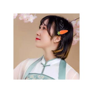 Autographed Trove Carafe 2018 Autographed by Helen 'XiiTuzi' Xu